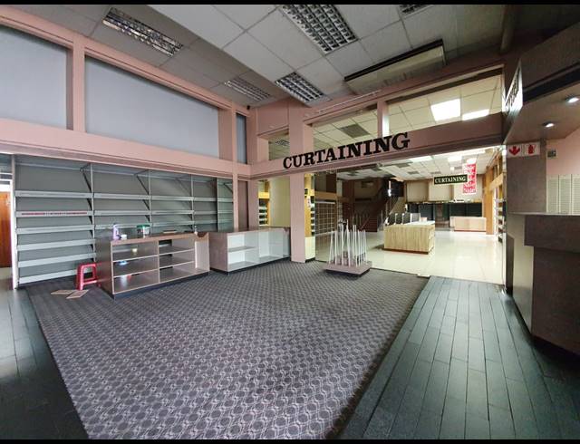 2,000M² RETAIL FOR SALE IN VEREENIGING CENTRAL
